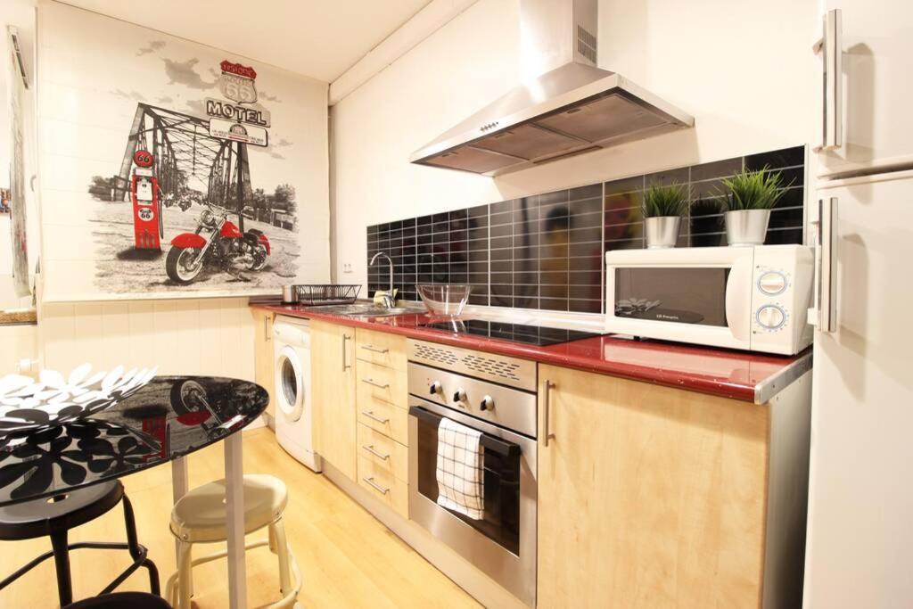Centrico Apartamento Estilo Pop-Art By Batuecas 马德里 外观 照片